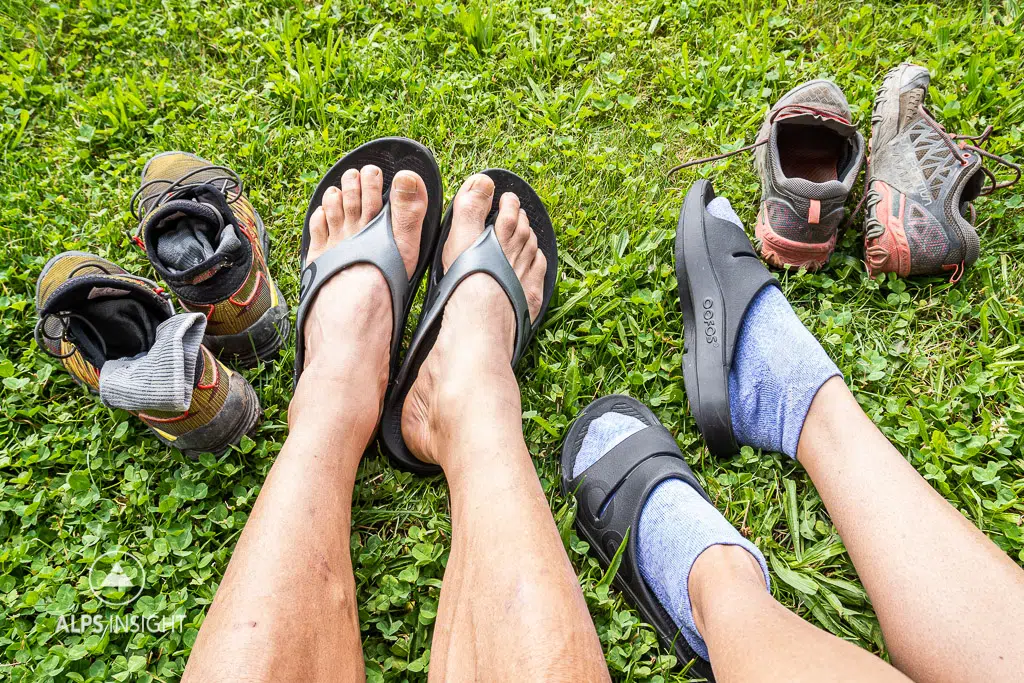 sports shoes shop -sports shoes shop Oofos review 1